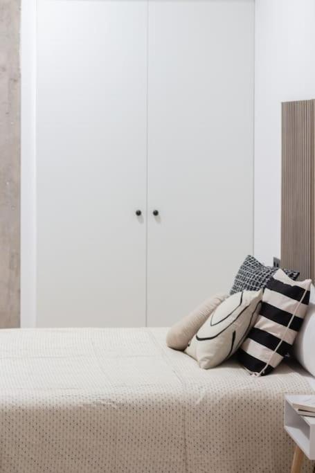 Vlc Host - Manya Apartment Валенсия Екстериор снимка